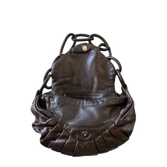 Chanel Ring Shoulder Bag - Picture 4 of 9